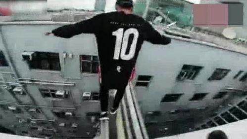 外国高楼跑酷视频,外国跑酷达人高楼飞跃惊险瞬间