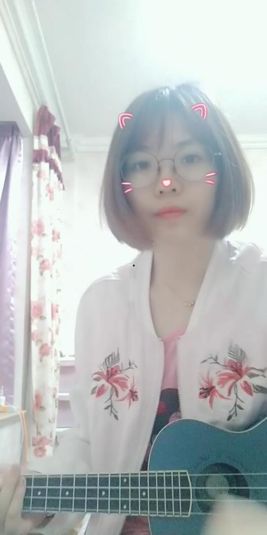 吉他边弹边唱视频,跟随视频感受音乐的魅力