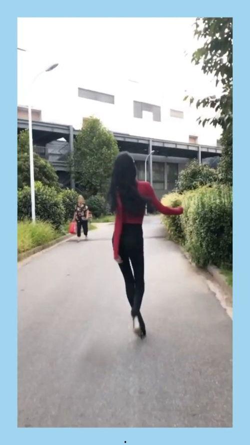 六亲不认的步伐视频,颠覆传统舞蹈的狂野演绎